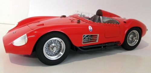 Cmc scale diecast m 105 - 1/18,