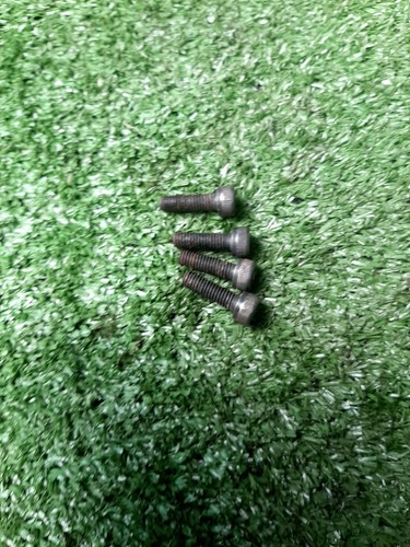 Small side panel bolts - side,