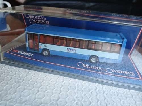 Corgi bus operators 42809 - operators,