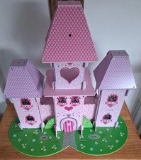 ELC Wonderland Castle Wooden