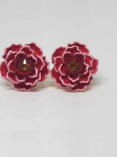 Les nereides red flower - les,
