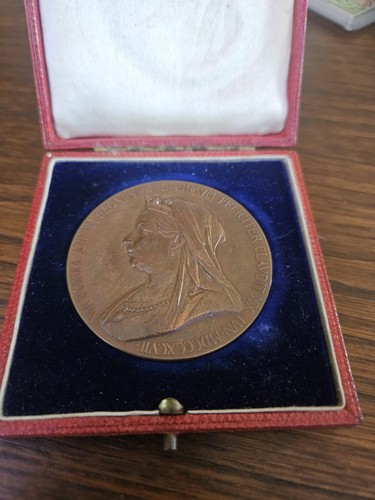 Queen victoria diamond - queen, jubilee