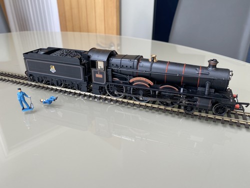 Bachmann 775 lined black - lined,