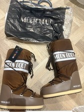 BNWT Auth Chocolate Brown Tall