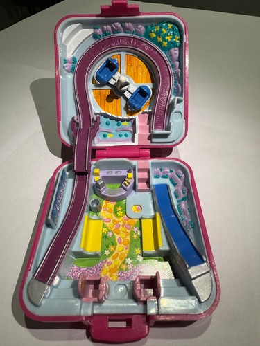 Polly pocket world - polly, fun