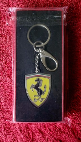 Ferrari keyring enamel shield - ferrari,
