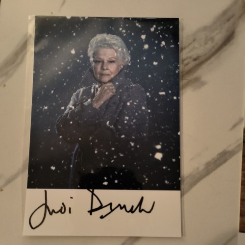 Dame judi dench signed - dench, 6x4