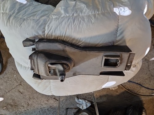 Etype jaguar centre console - centre,