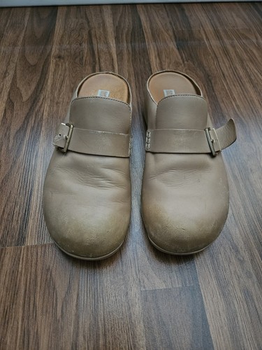 Fitflop shuv leather clogs - shuv,