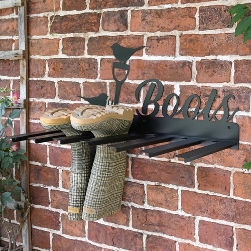 Wall mounted robin - robin, boot