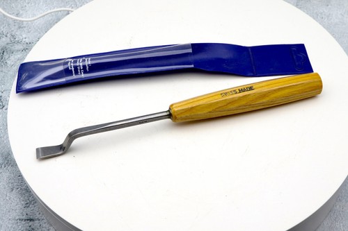 Pfeil swiss made wood carving - swiss,