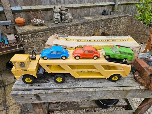 Tonka mighty car carrier - mighty,