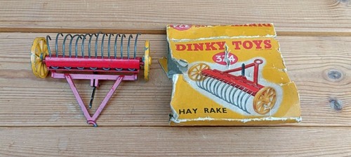 Dinky toys 324 hay - dinky,