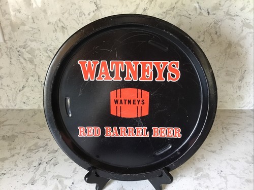 Watneys red barrel beer - red,