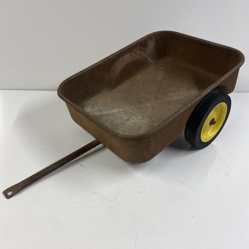 Vintage ertl john - deere, pedal