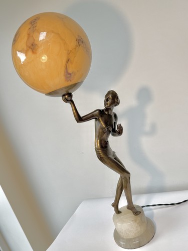 Vintage art deco spelter - spelter, lamp