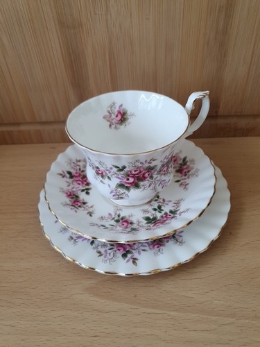 Royal albert cup - saucer, &
