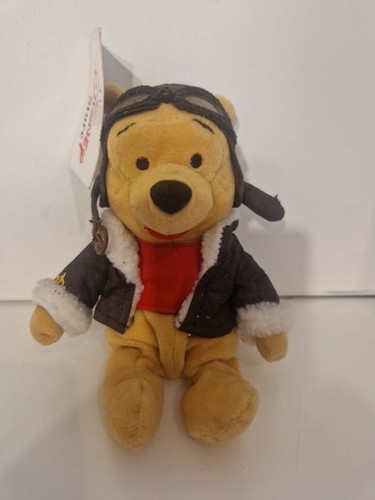Disney store pilot pooh - 7",