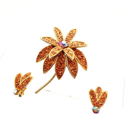 Floral brooch clip on - floral,