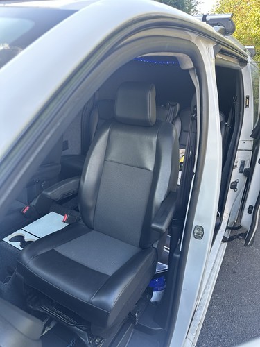 Vauxhal vivaro front passenger - front,