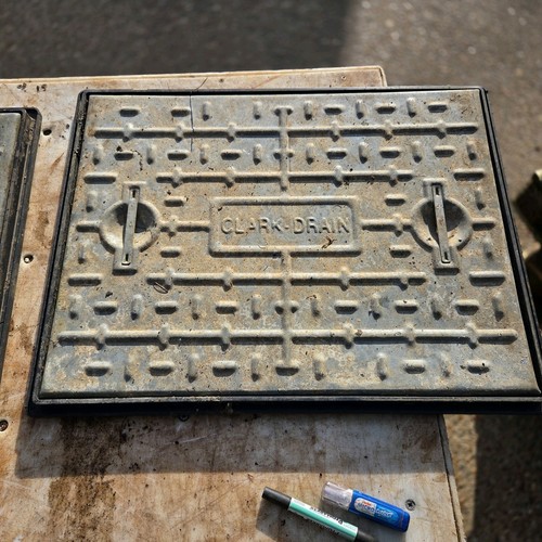 Galvanised manhole cover - manhole, &