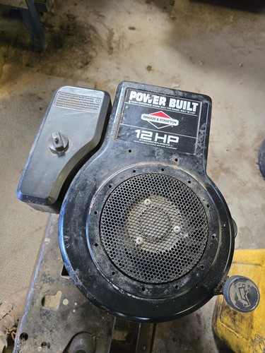 Briggs and stratton engine - stratton,