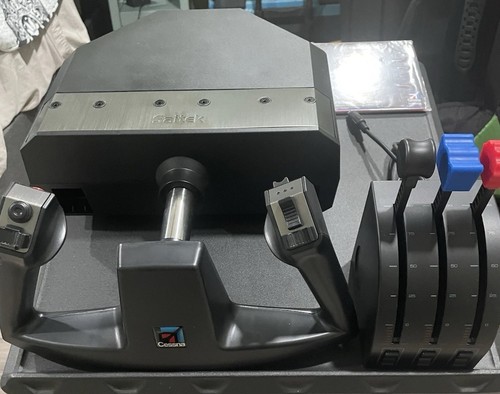 Saitek pro flight cessna - flight, yoke