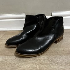 Bata Ankle Boots Women's 6