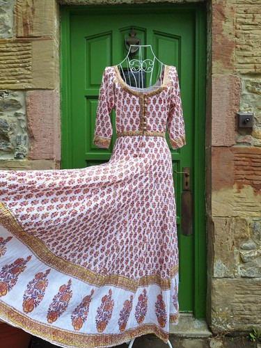 Vintage east artisan with - vintage,