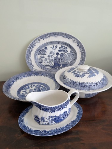 Blue white old willow - &,