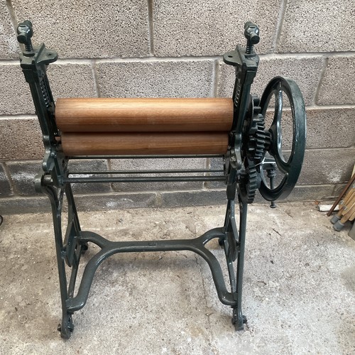 Old english vintage - vintage, cast