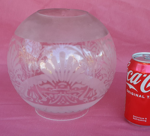 Vintage etched round clear - round,