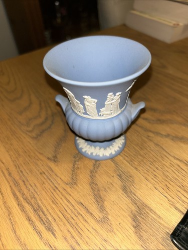 Wedgewood jasper blue vase - blue,