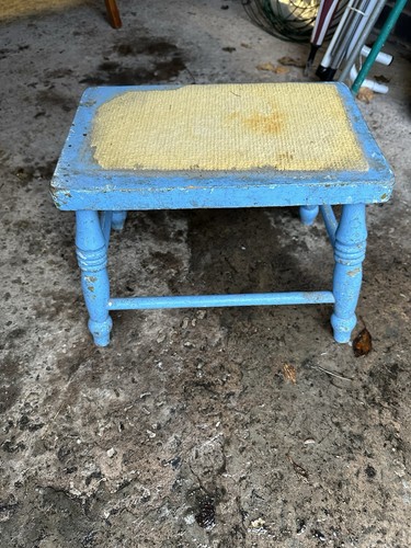 Milking stool turned - milking,