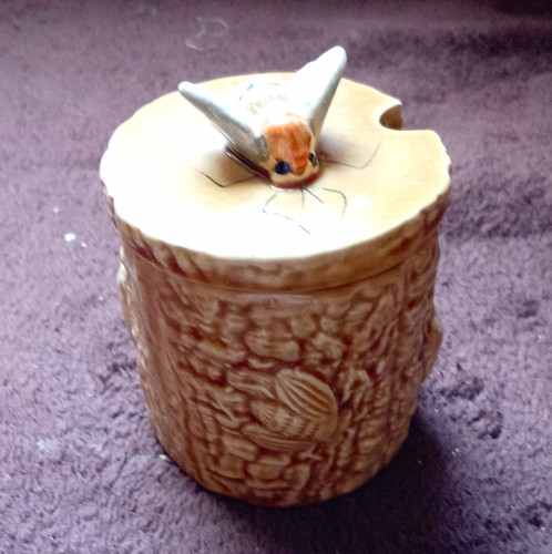 Ceramic round canister with - canister,