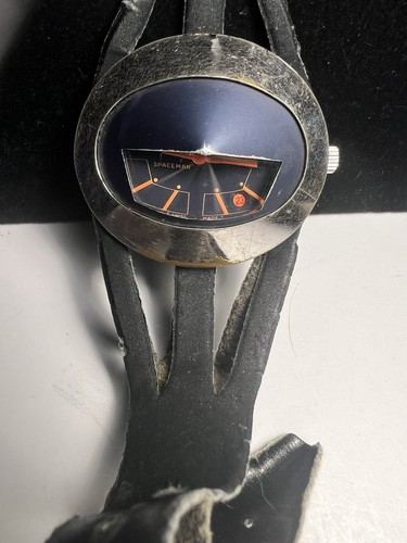 Spaceman manual date - date, watch