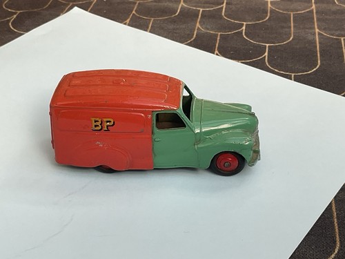 Dinky toys 470 austin - dinky,