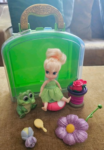 Disney store animators - store,
