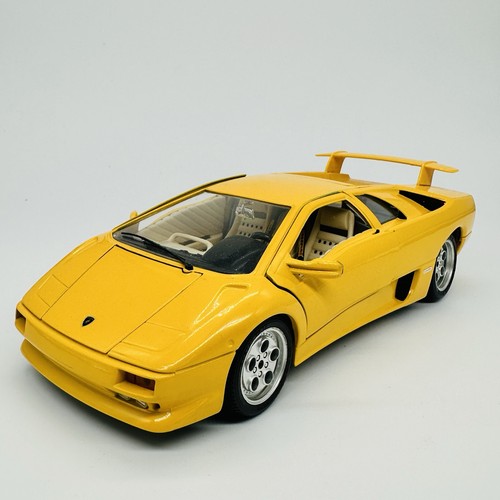 Burago 1990 lamborghini - 1:18,