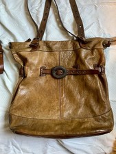Campomaggi Olive Shoulder Bag