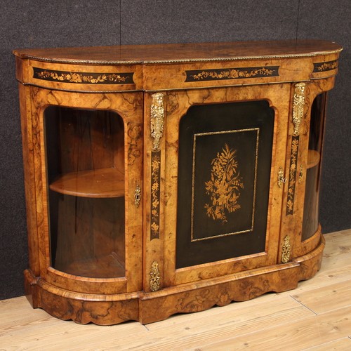 Antique style 20th century - style,
