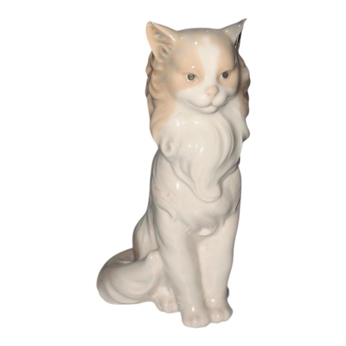 Lladro nao proud - proud, figure