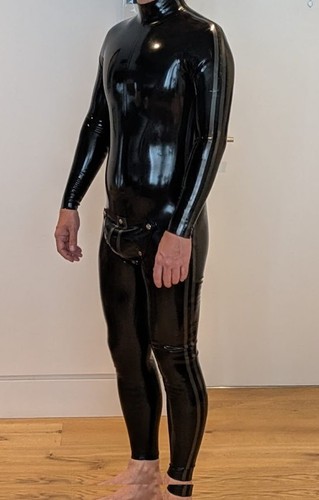 Men latex shoulder - latex, shoulder-entry
