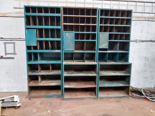 Large metal industrial pigeon - large,