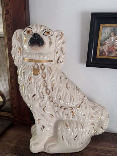 Antique staffordshire spaniel - staffordshire,