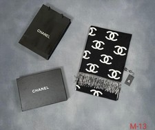 CHANEL Vintage Logo Muffler