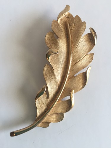 Vintage crown trifari 1960 - crown,