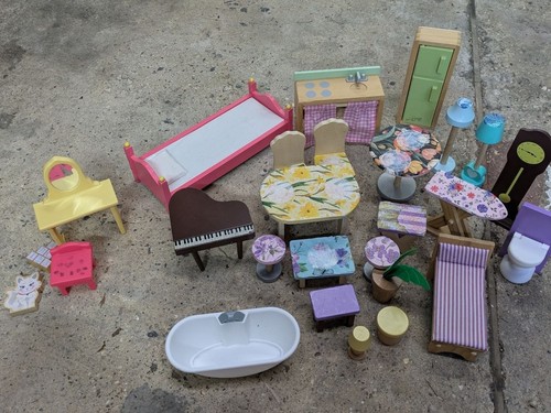 Genuine kidkraft dollhouse - genuine,
