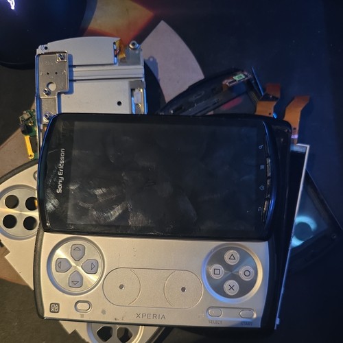 Sony xperia play black - sony,
