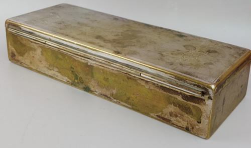 Vintage cigarette tin - tin, state